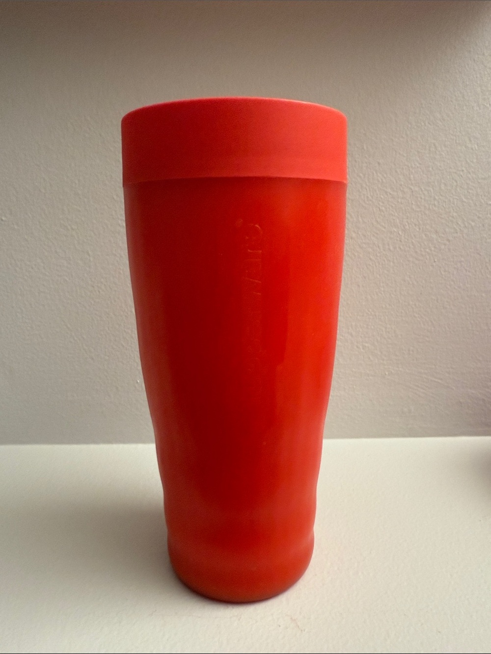 Tupperware insulated coffee mug